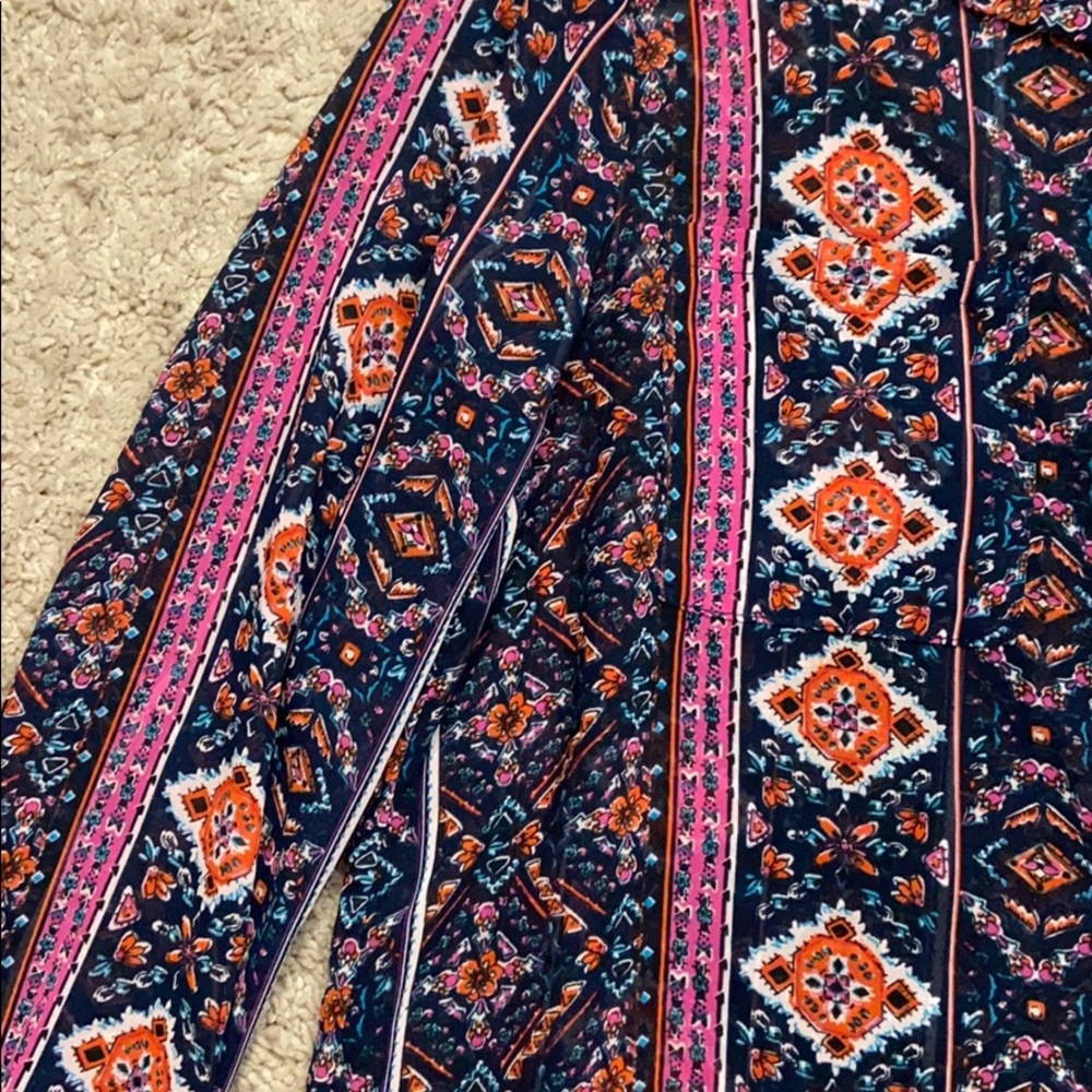 Multicolored patterned blouse - Picture 3 of 3